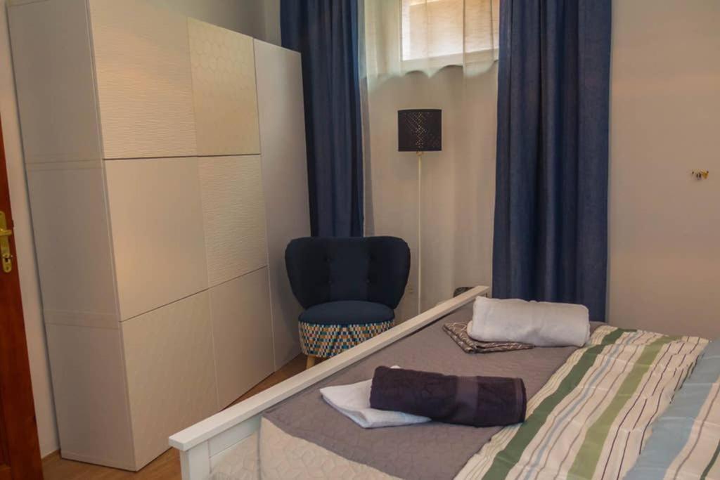 Teubel Apartman 2 Szekesfehervar Exterior photo